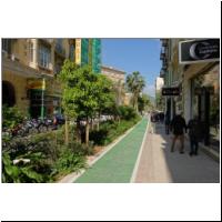 2022-04-27 Radweg,Begruenung Rue Marechal Joffre 06.jpg